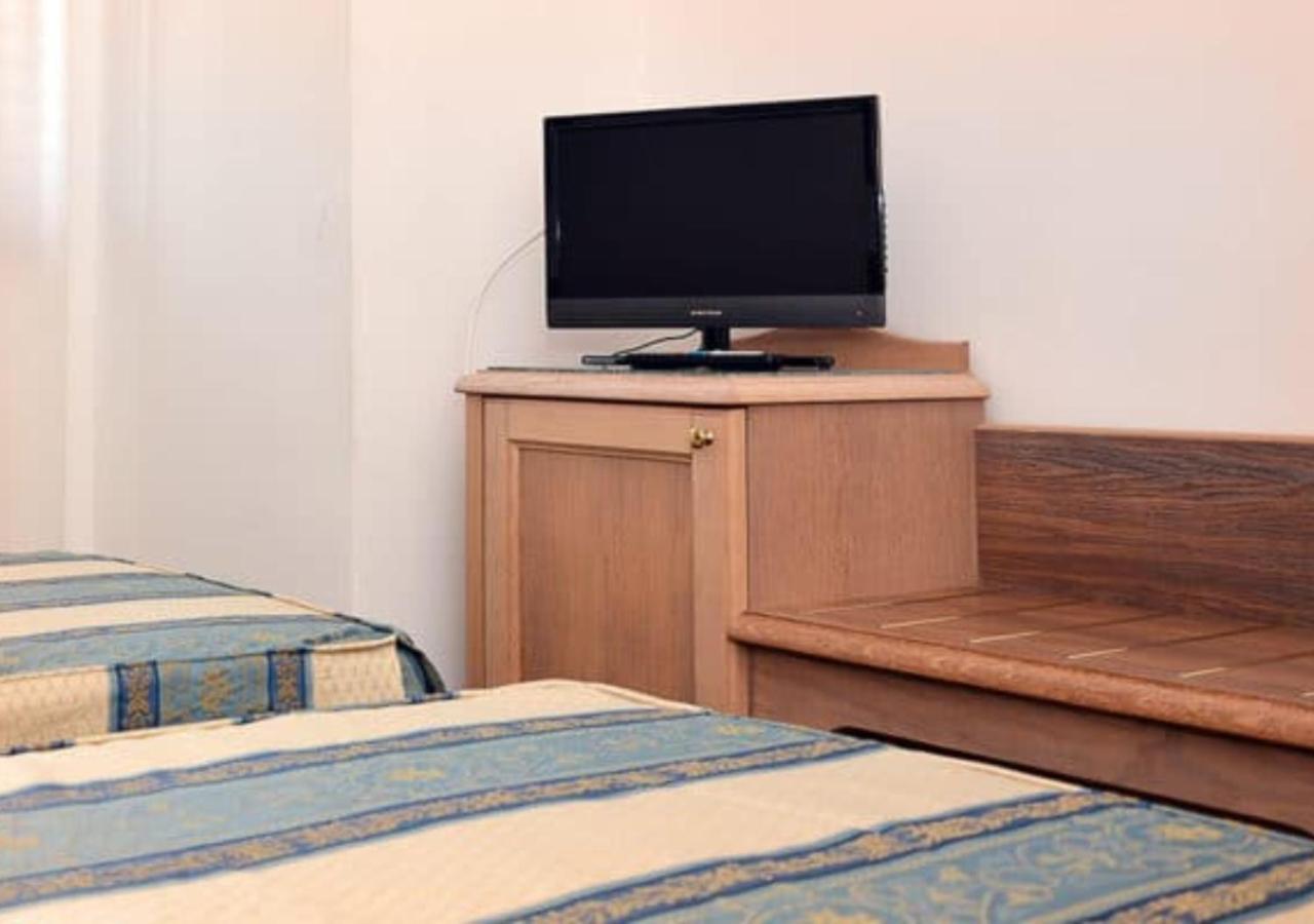 Hotel Thalas Club Torre dell'Orso Luaran gambar