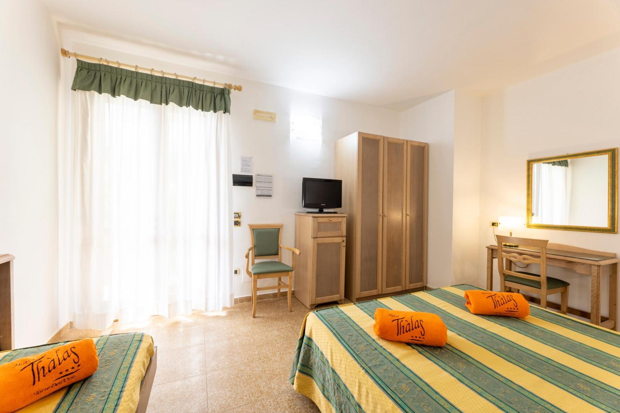 Hotel Thalas Club Torre dell'Orso Luaran gambar