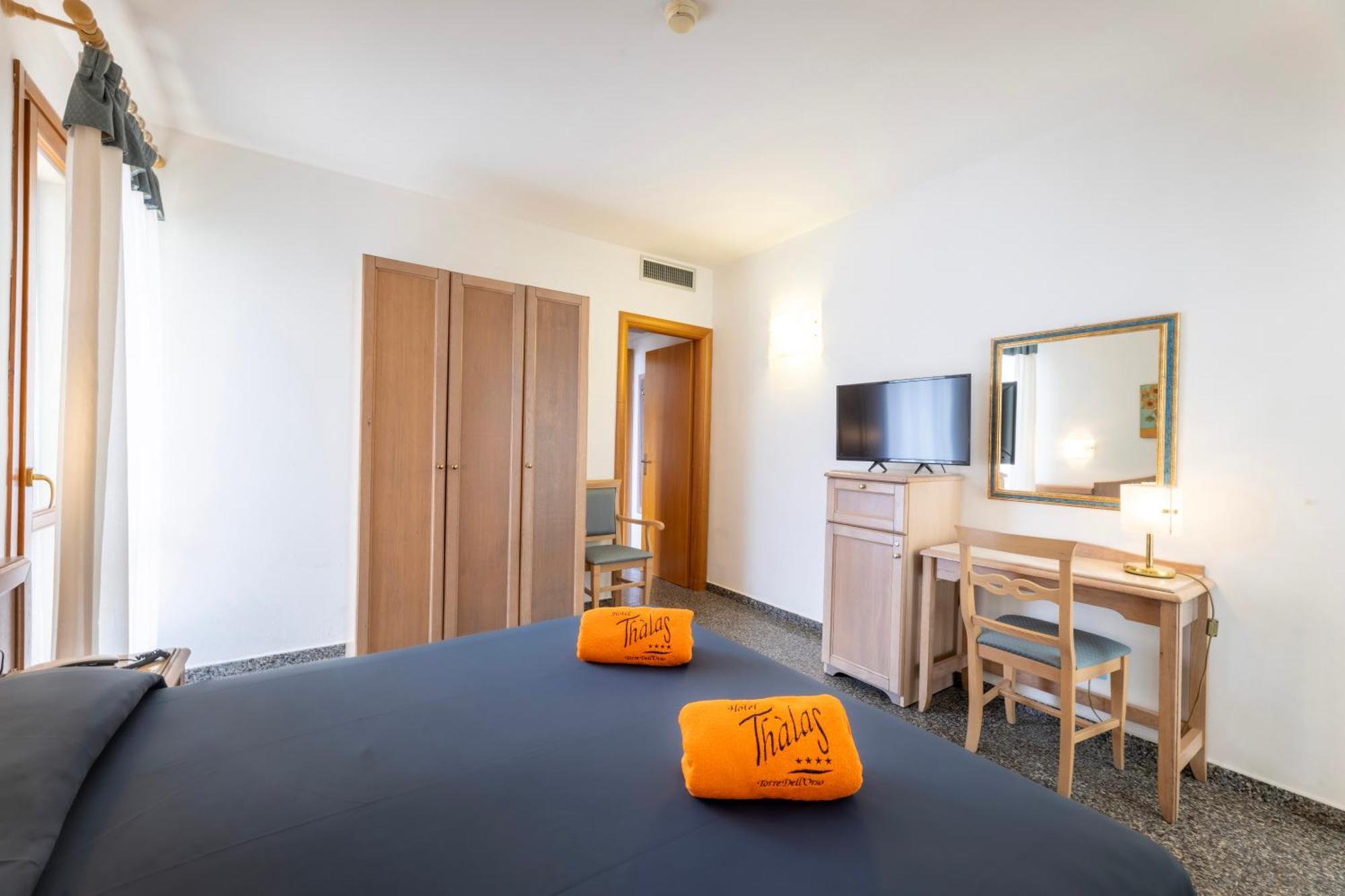 Hotel Thalas Club Torre dell'Orso Luaran gambar