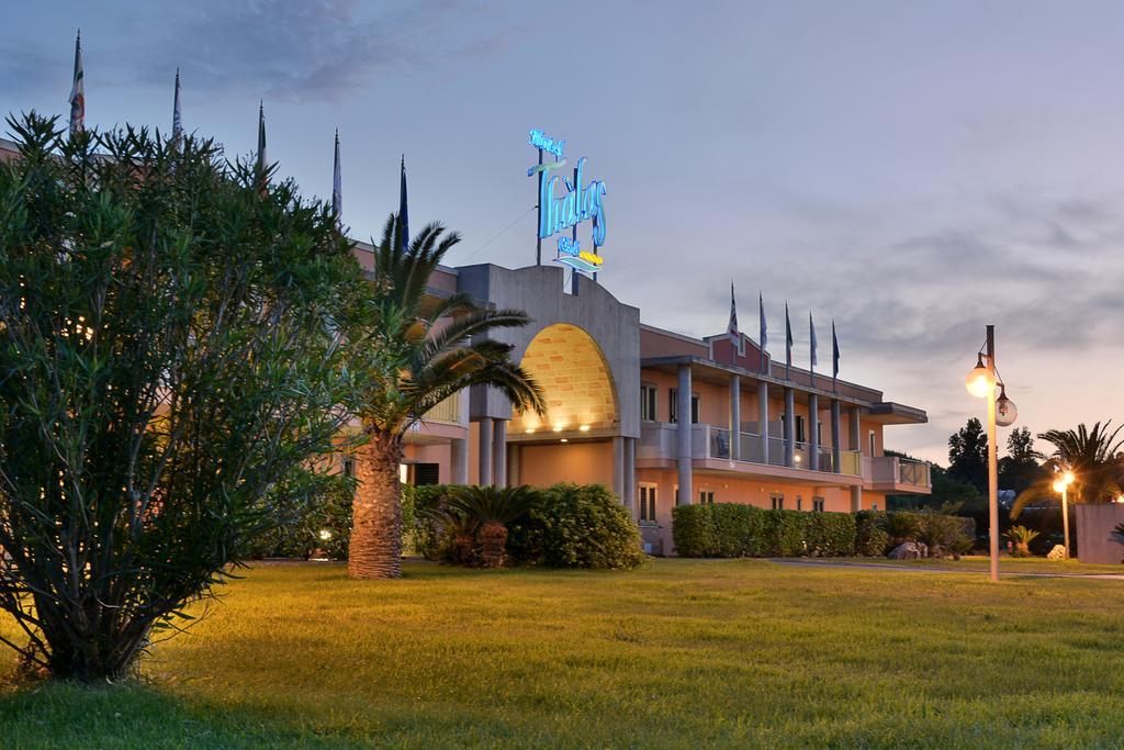 Hotel Thalas Club Torre dell'Orso Luaran gambar